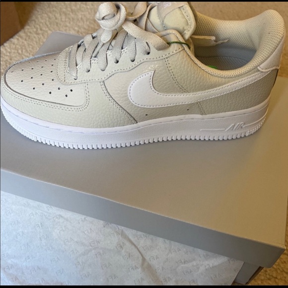 nike air force 1 white 7.5